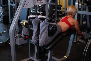 ท่า Leg Curls